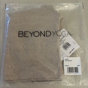 Beyond Yoga Slim Spacedye Racerback Cropped Tank Small Sand Swept Heather NWT